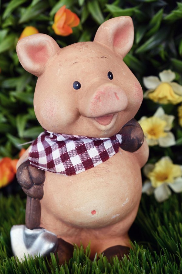 садовая фигура поросёнок