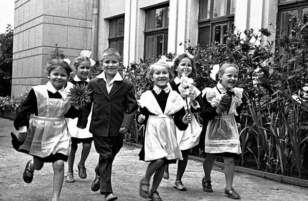 советские школьники