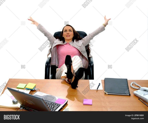 дама в офисе