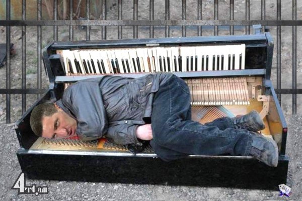 пьяный пианист