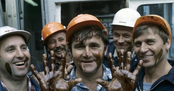 советские нефтяники