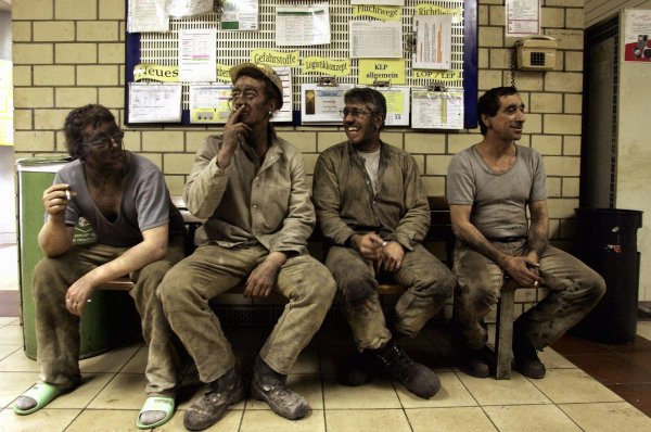 советские шахтеры