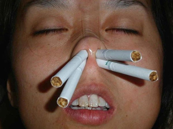 сигарета во рту