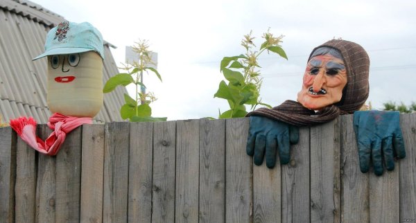 пугало своими руками для сада и огорода