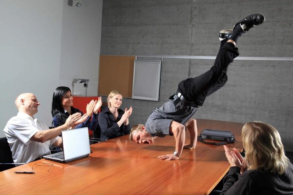 либеральный стиль управления