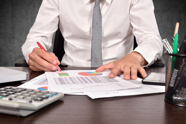 бухгалтерия мужчина