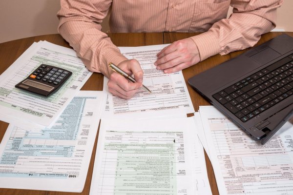составление налоговой отчетности