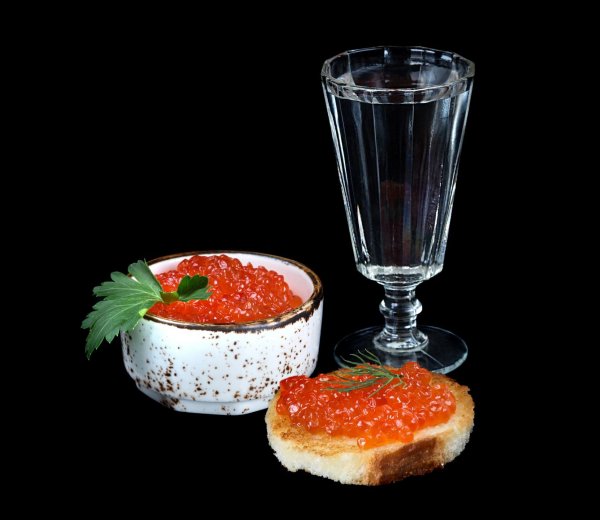 вода в рюмке