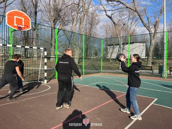 баскетбол площадка
